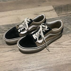 Platforms vans